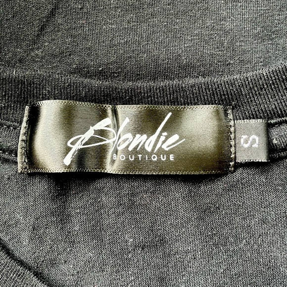 Blondie Boutique graphic tee women’s small - Picture 3 of 3
